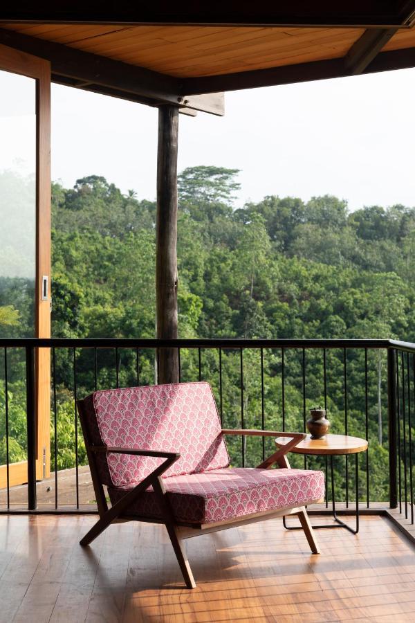 Trebartha East The Round House Hotel Ахангама Екстериор снимка
