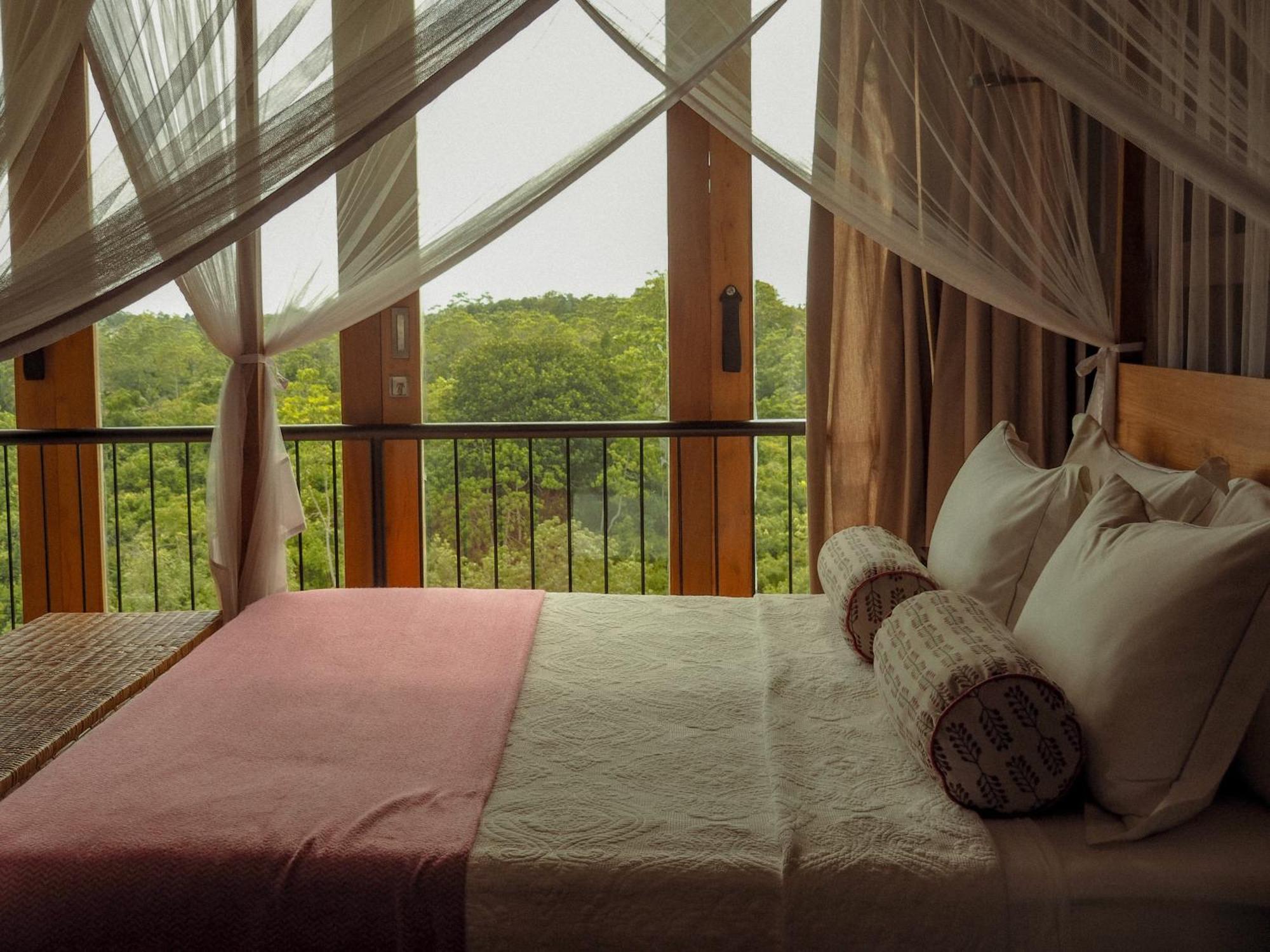 Trebartha East The Round House Hotel Ахангама Екстериор снимка